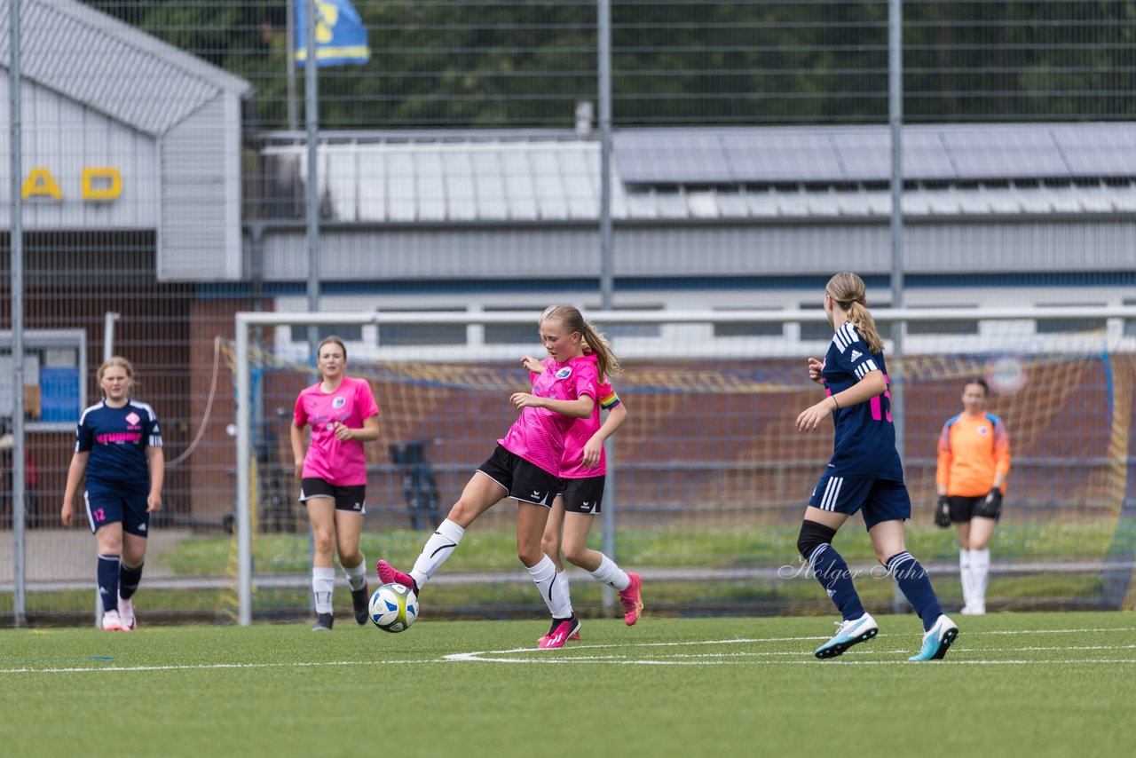 Bild 155 - wCJ Osterroenfelder TSV - VfL Pinneberg : Ergebnis: 0:15